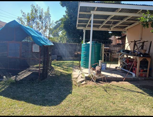 3 BEDROOM HOUSE FOR SALE IN OOS EINDE